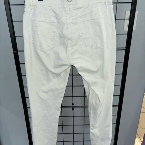 Ann Taylor Loft modern straight white jeans EUC - Picture 6 of 9